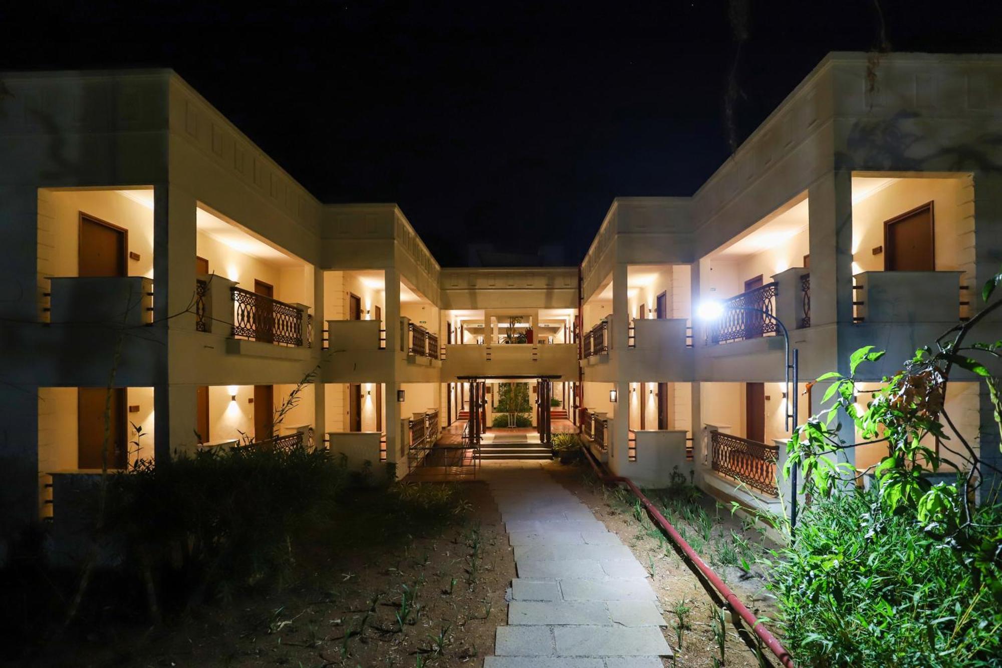Club Mahindra Golden Landmark, Mysuru Exterior foto