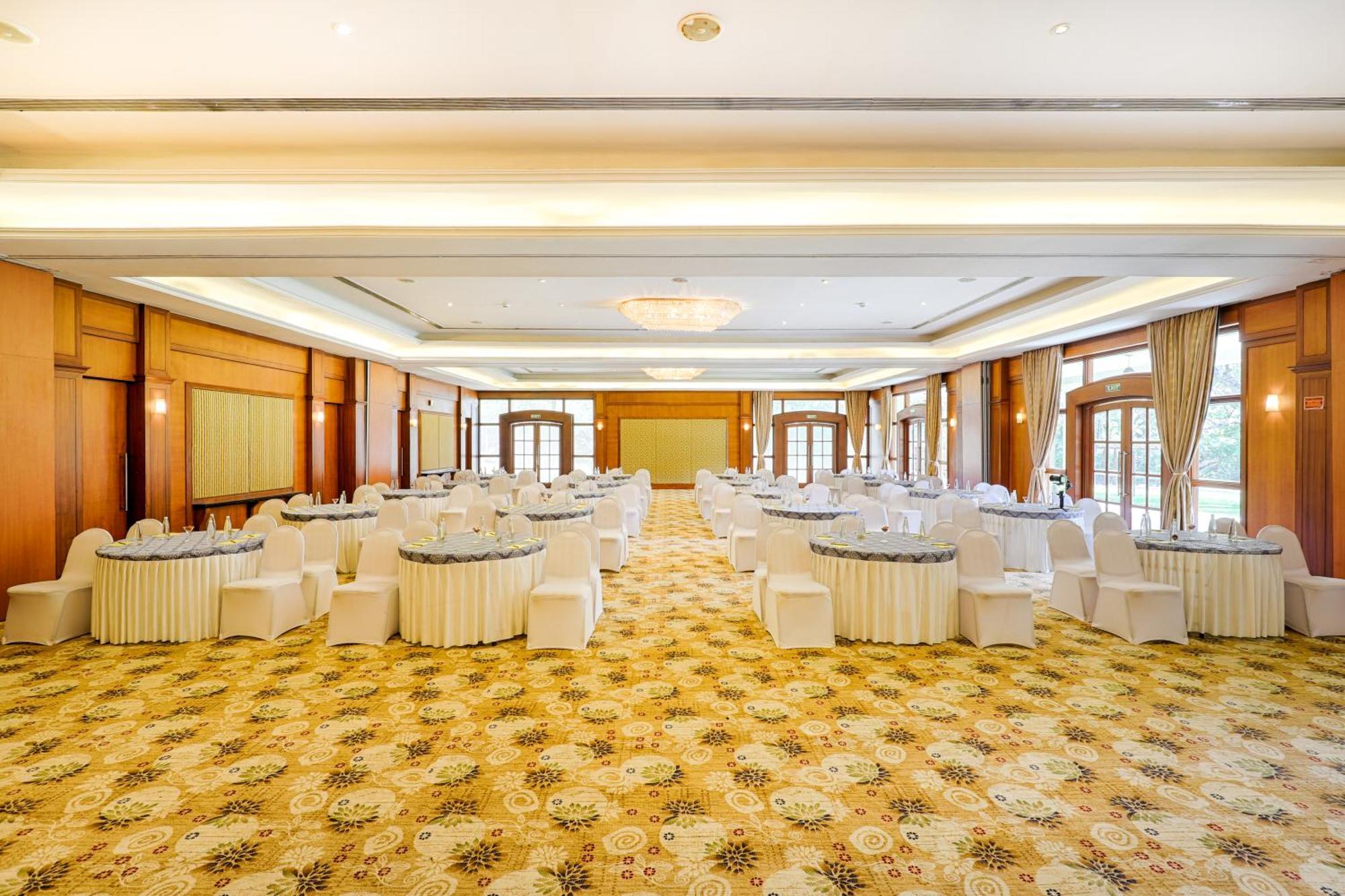 Club Mahindra Golden Landmark, Mysuru Exterior foto