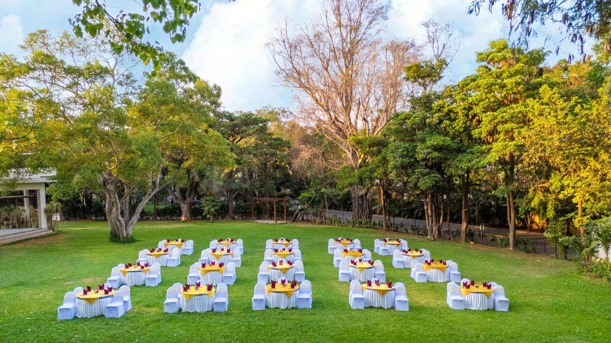 Club Mahindra Golden Landmark, Mysuru Exterior foto