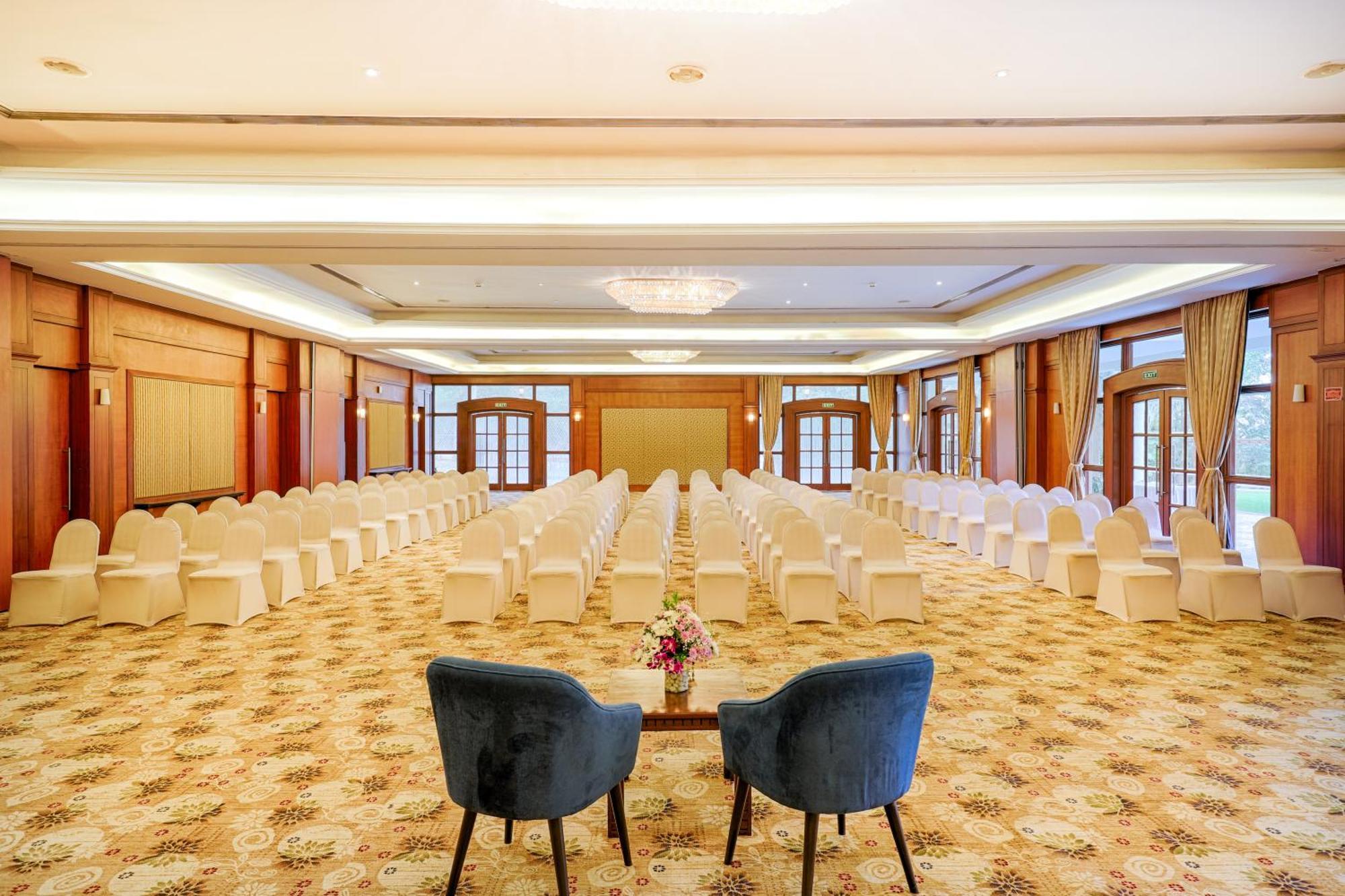 Club Mahindra Golden Landmark, Mysuru Exterior foto